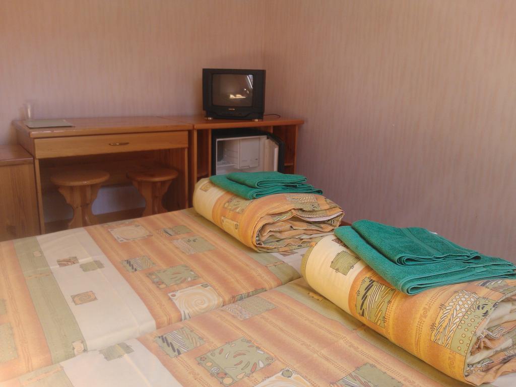Zirini Hotell Kolka Rum bild