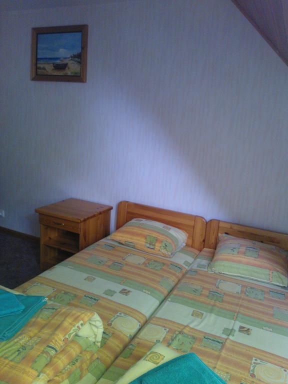 Zirini Hotell Kolka Rum bild