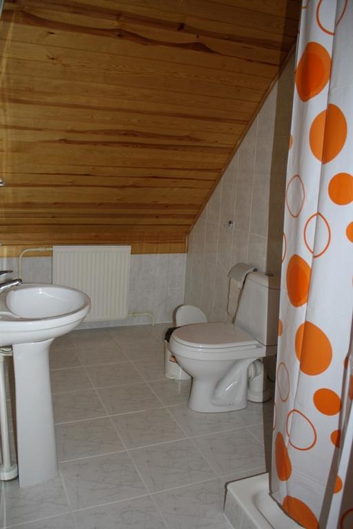 Zirini Hotell Kolka Rum bild